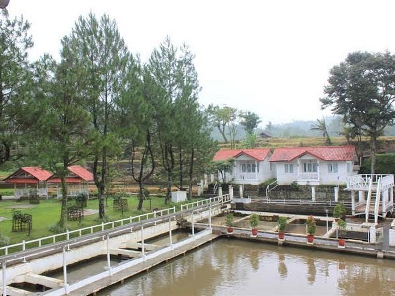 Marbella Twin Waterfall Resort Ciater Ngoại thất bức ảnh